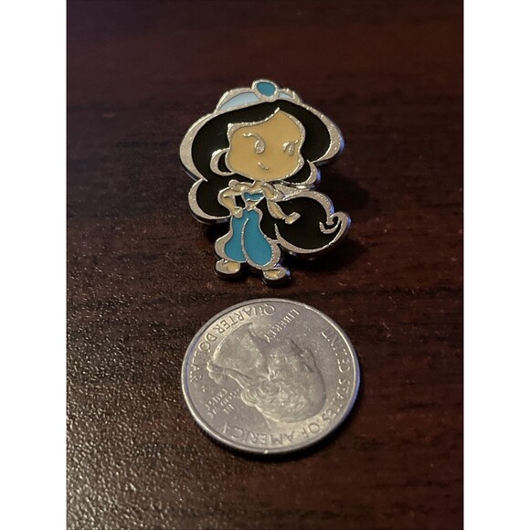 Disney Princess Jasmine Cuties Booster Trading Pin - Picture 2 of 4